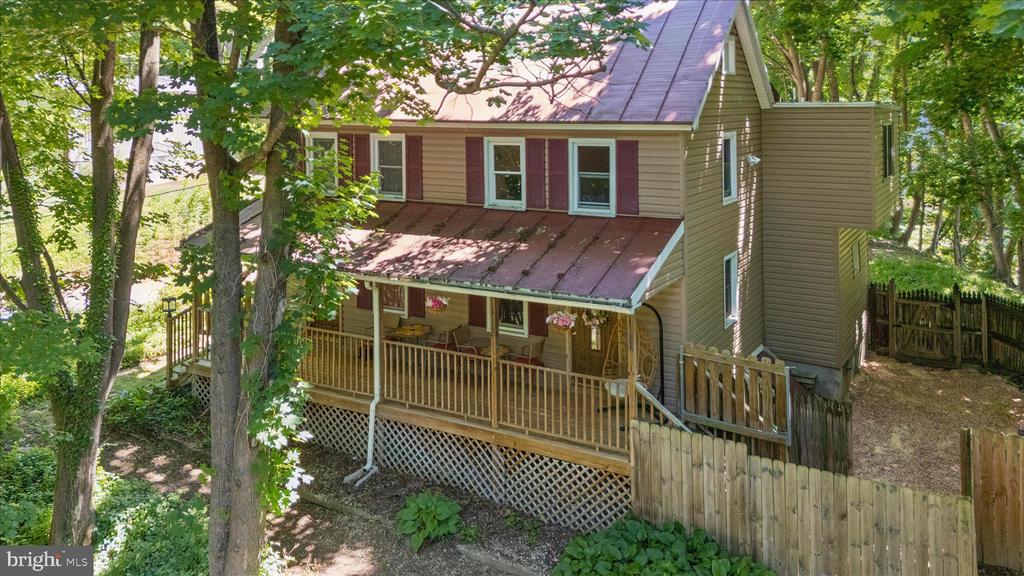 7409 SPOUT HILL ROAD