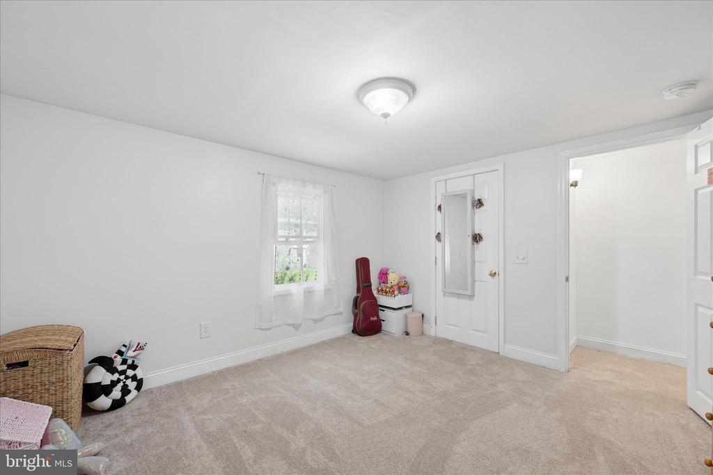 7409 SPOUT HILL ROAD