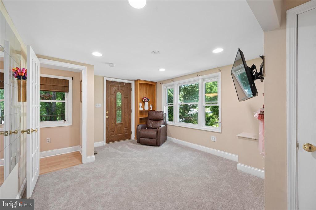 7409 SPOUT HILL ROAD