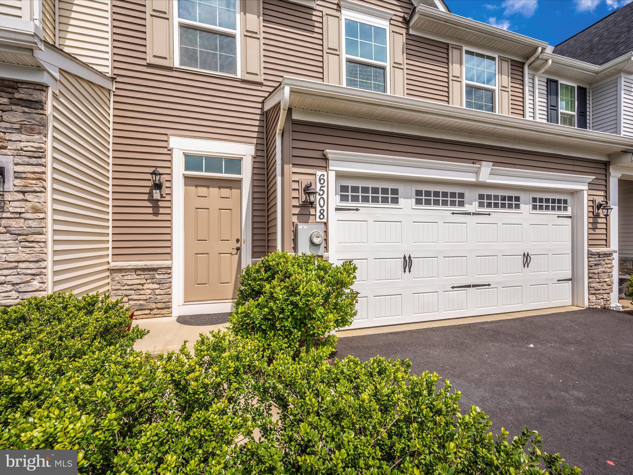 6508 AUTUMN OLIVE DRIVE