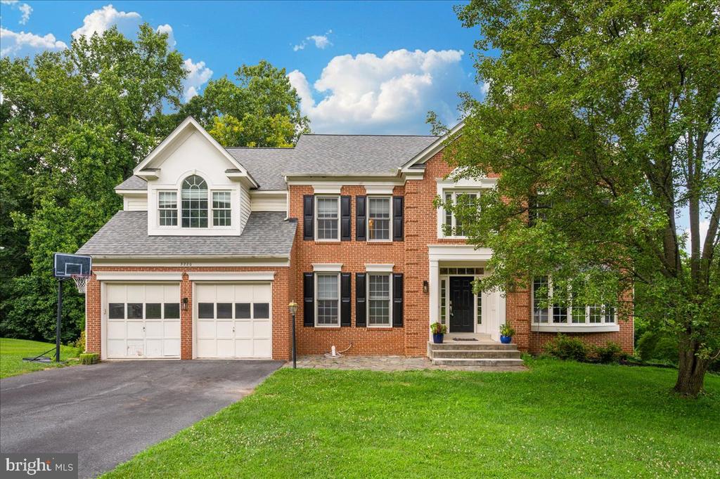 3220 WINMOOR DRIVE