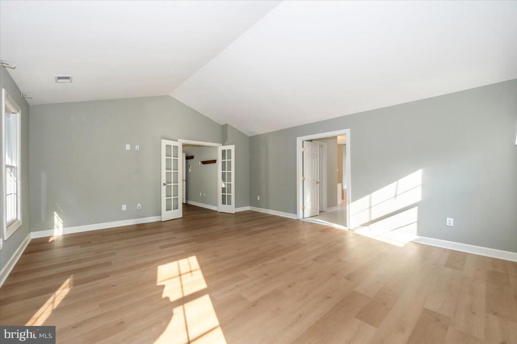 3220 WINMOOR DRIVE