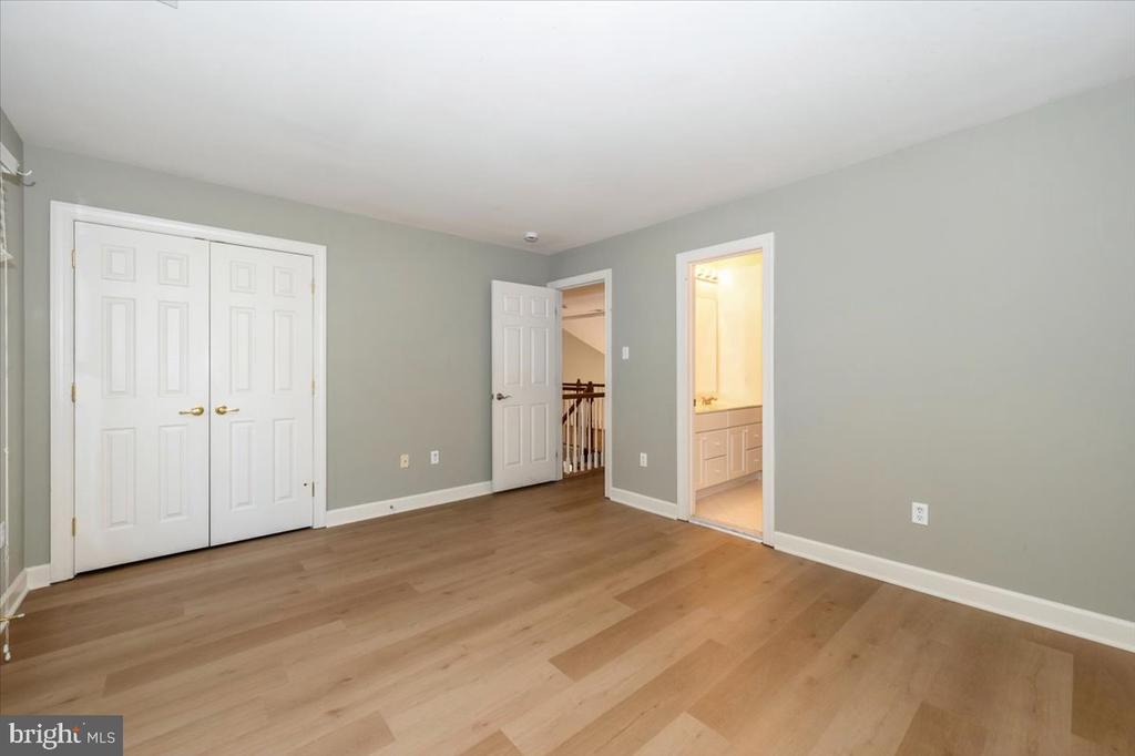 3220 WINMOOR DRIVE