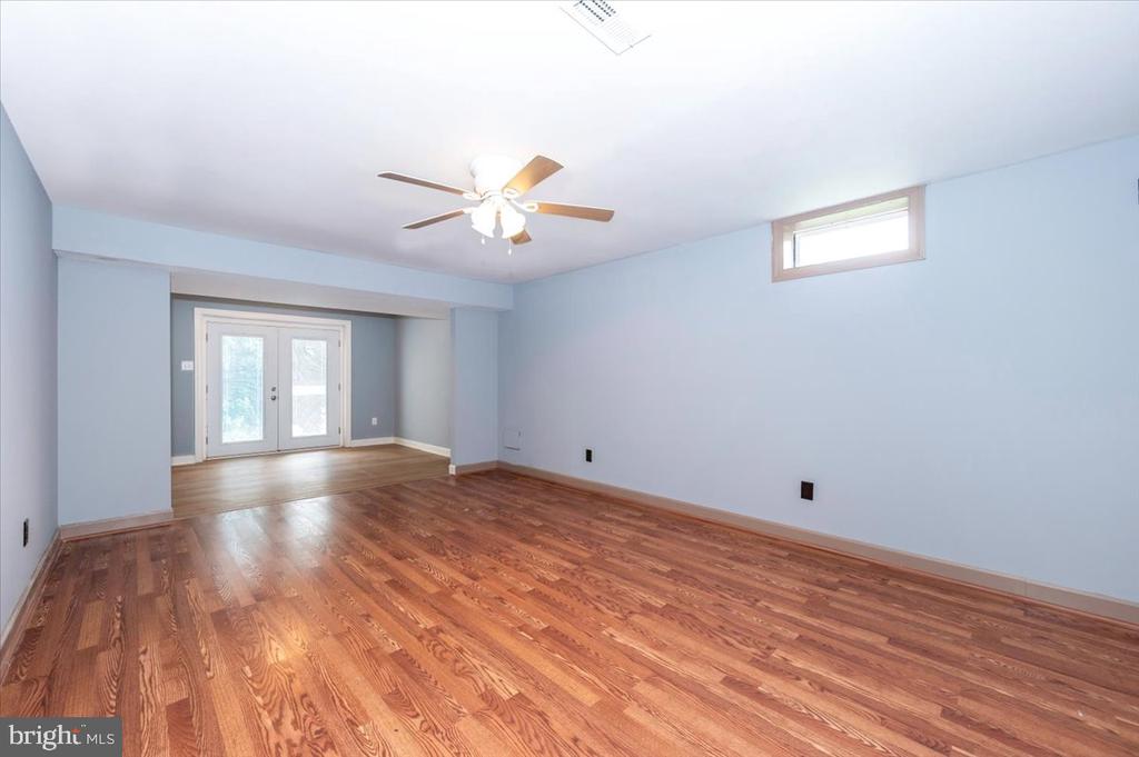 3220 WINMOOR DRIVE