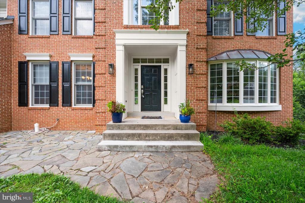 3220 WINMOOR DRIVE