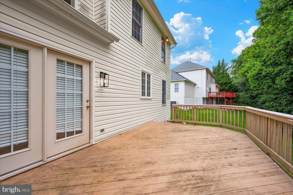 3220 WINMOOR DRIVE