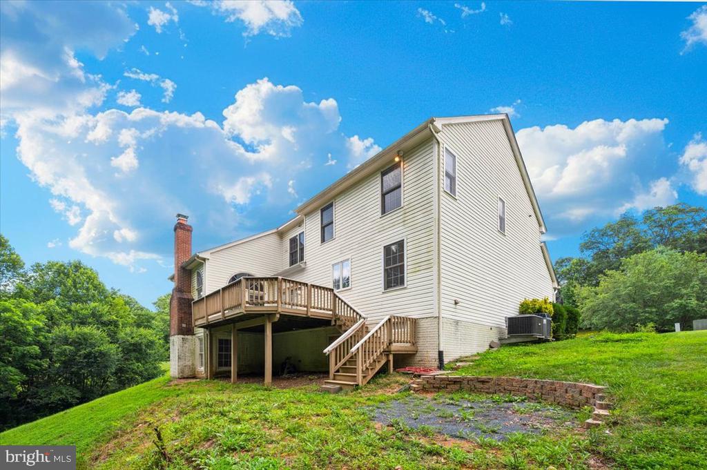 3220 WINMOOR DRIVE