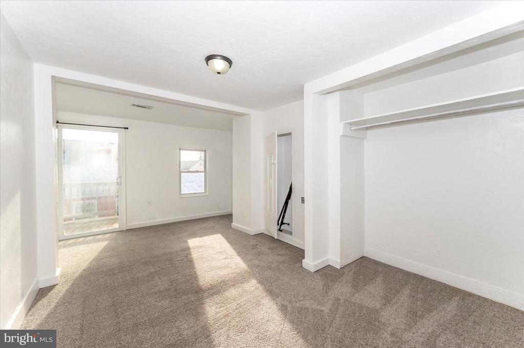 15 W FREDERICK STREET