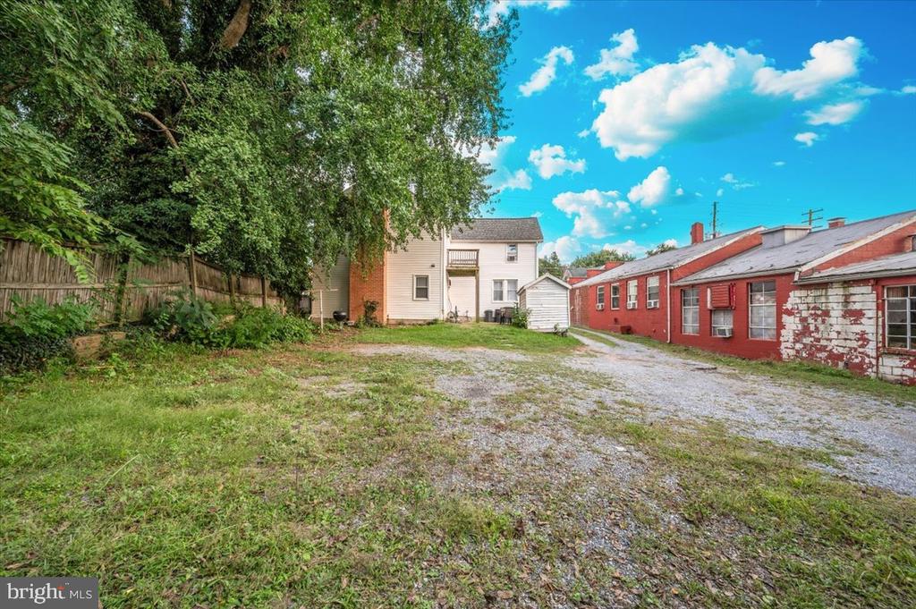 15 W FREDERICK STREET