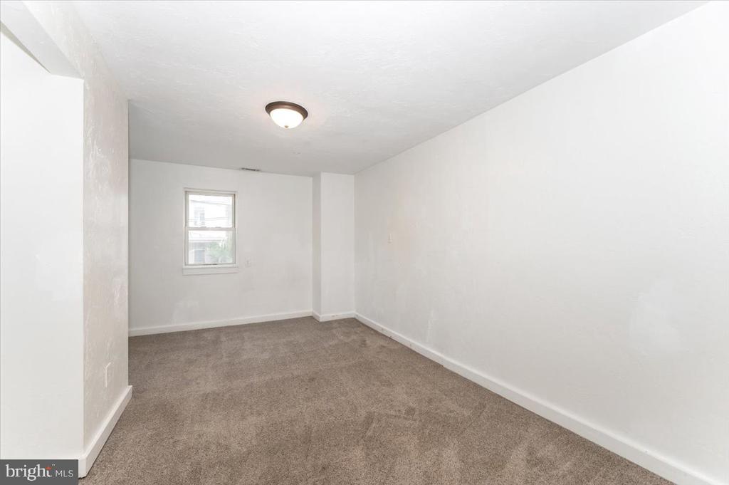15 W FREDERICK STREET