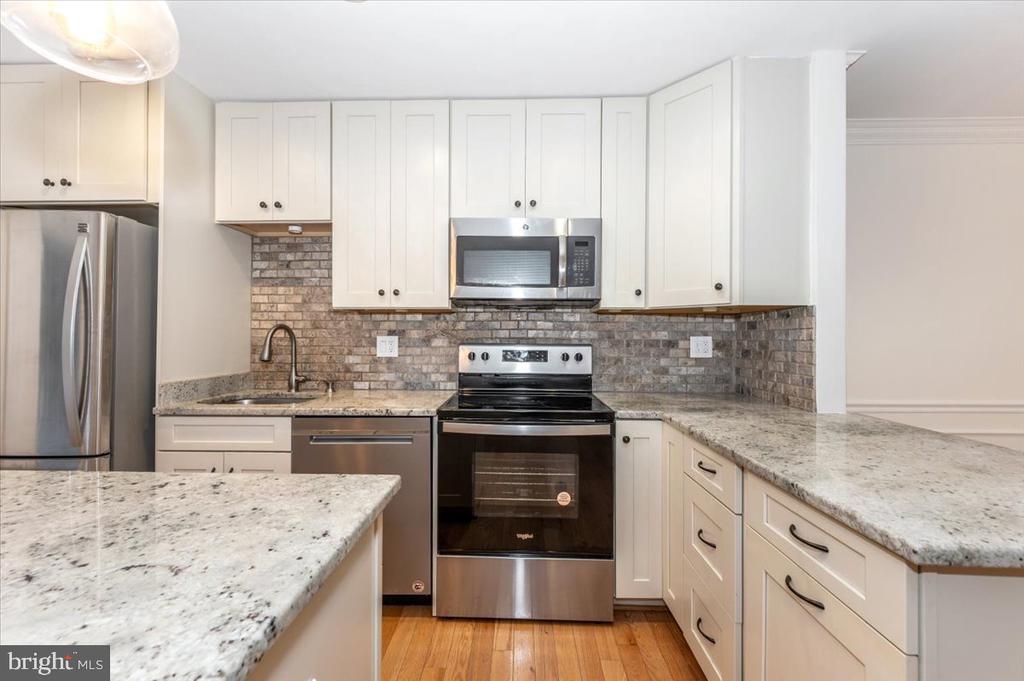 4560 LYNN BURKE ROAD