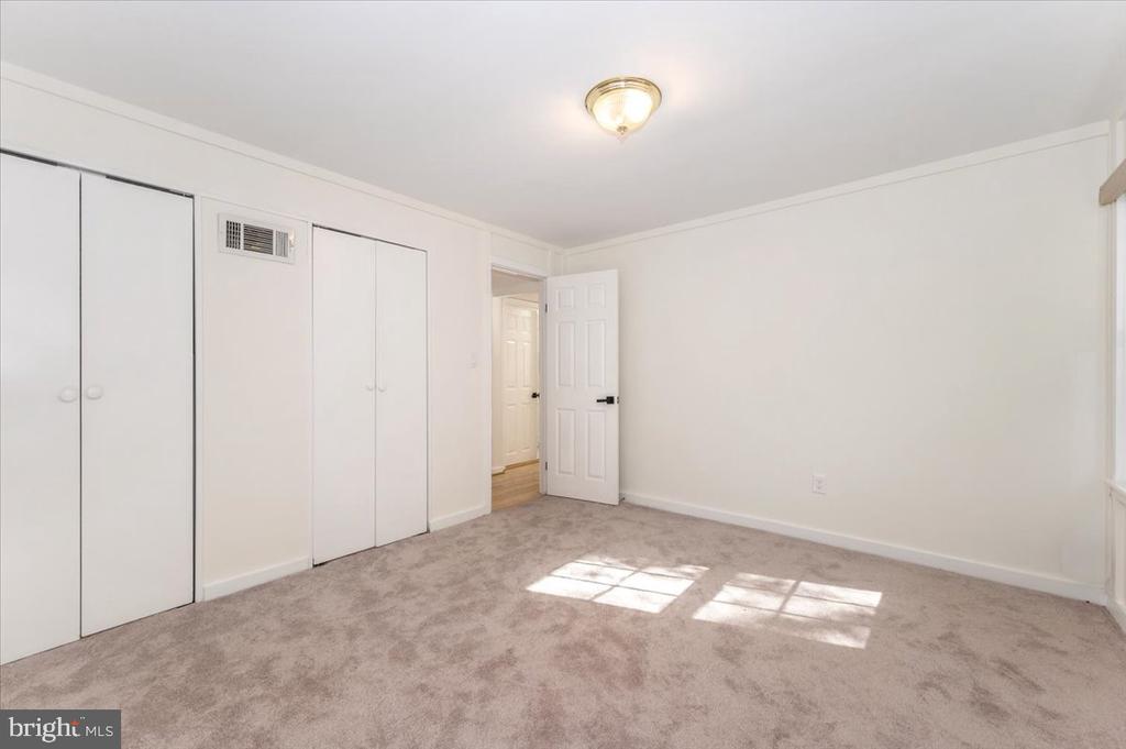 4560 LYNN BURKE ROAD