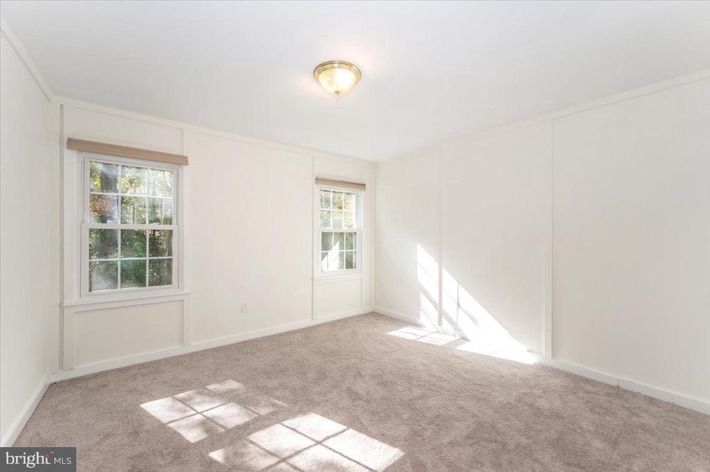 4560 LYNN BURKE ROAD