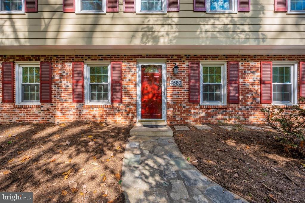 4560 LYNN BURKE ROAD