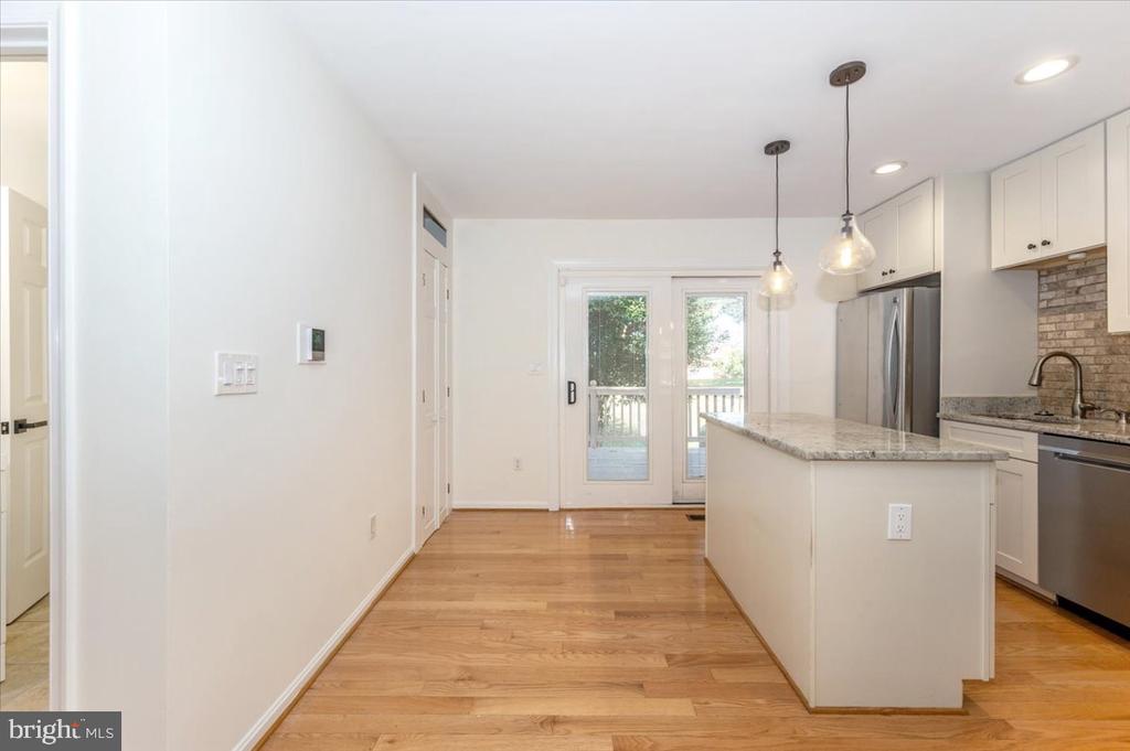 4560 LYNN BURKE ROAD
