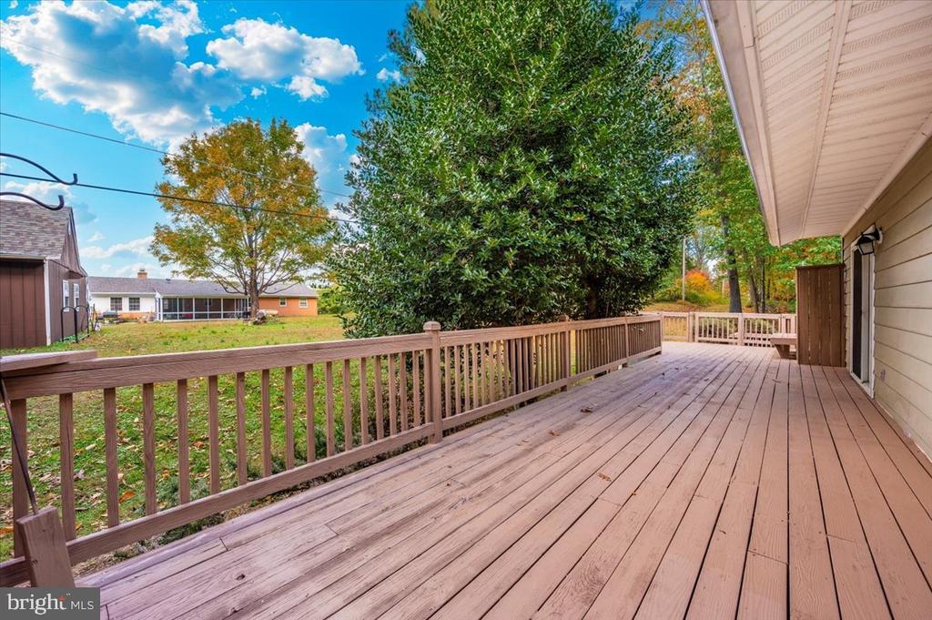 4560 LYNN BURKE ROAD