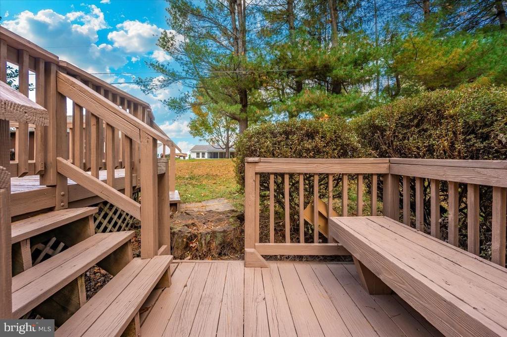 4560 LYNN BURKE ROAD