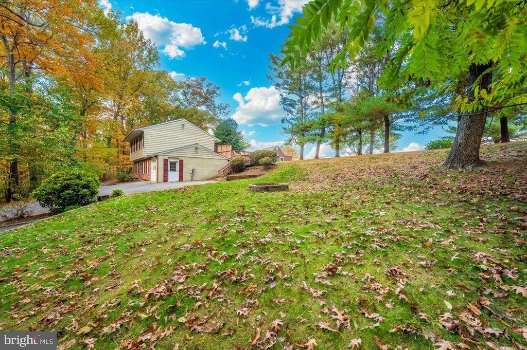 4560 LYNN BURKE ROAD