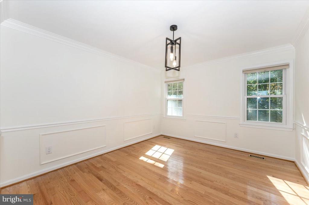 4560 LYNN BURKE ROAD