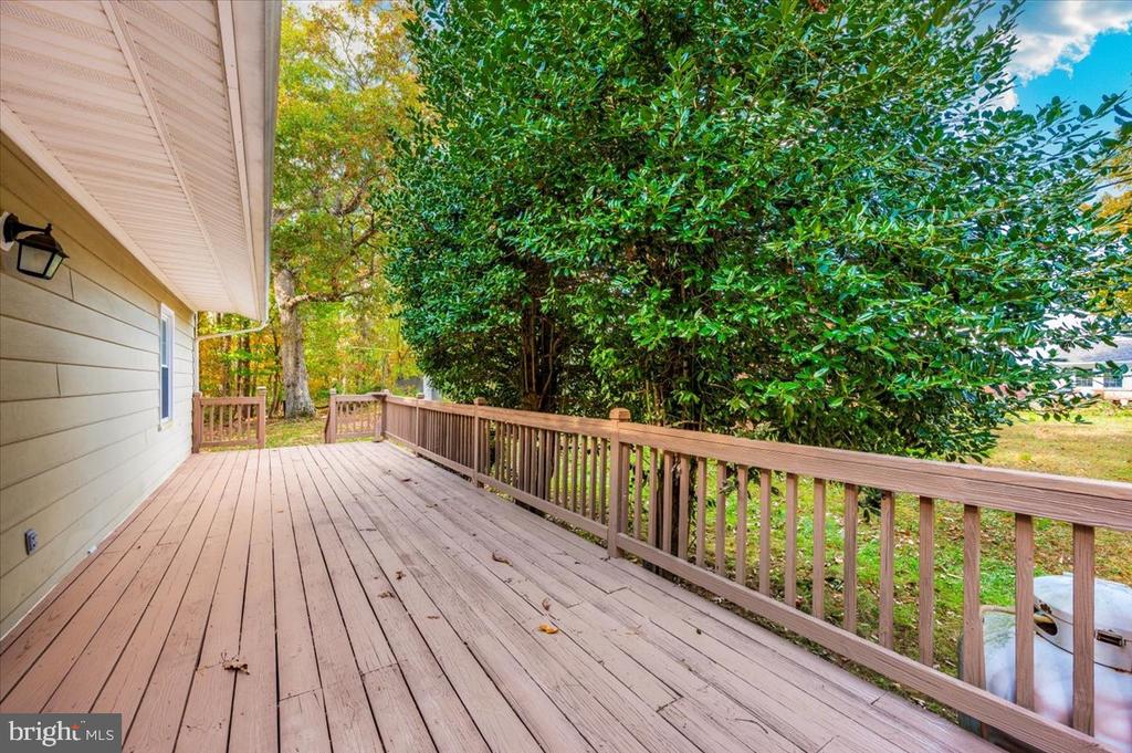 4560 LYNN BURKE ROAD