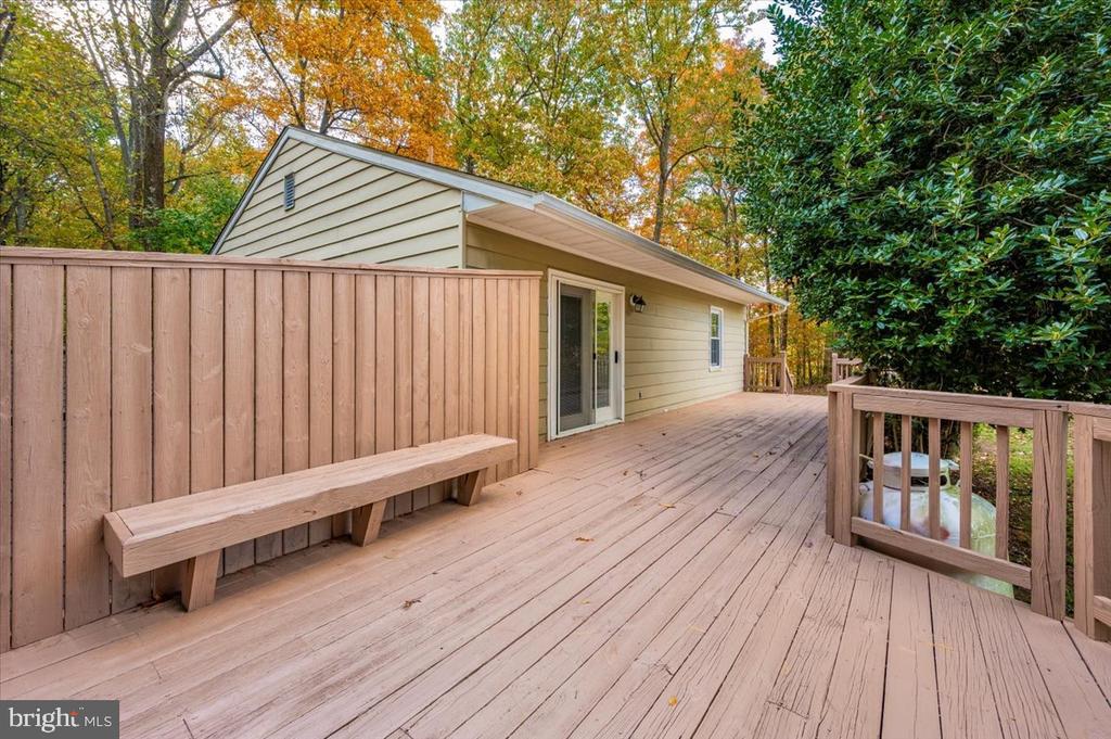 4560 LYNN BURKE ROAD