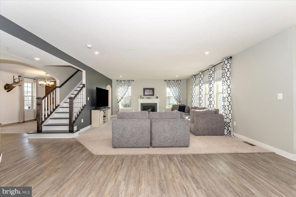 9703 BLANDWOOD WAY