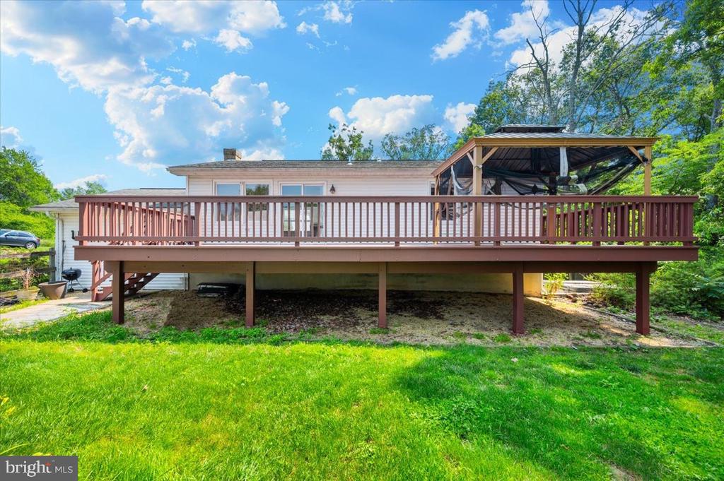 11584 LIBERTY OAK DRIVE