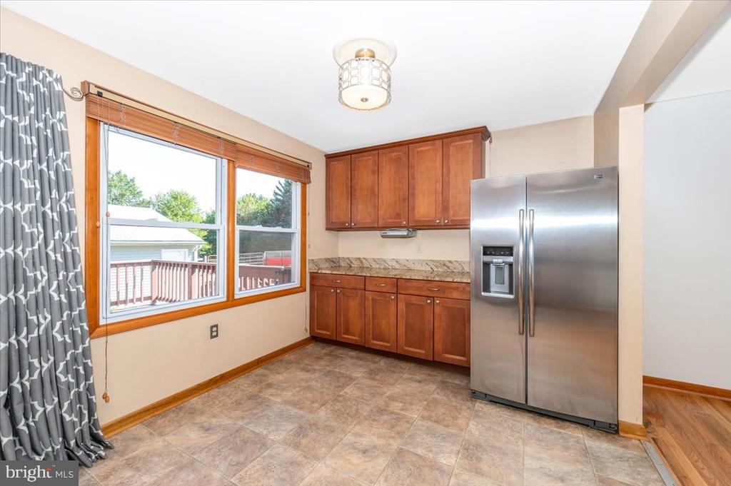 11584 LIBERTY OAK DRIVE