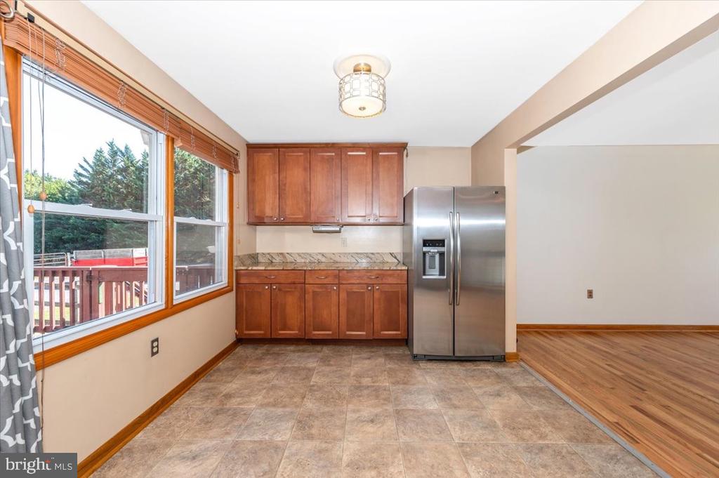 11584 LIBERTY OAK DRIVE