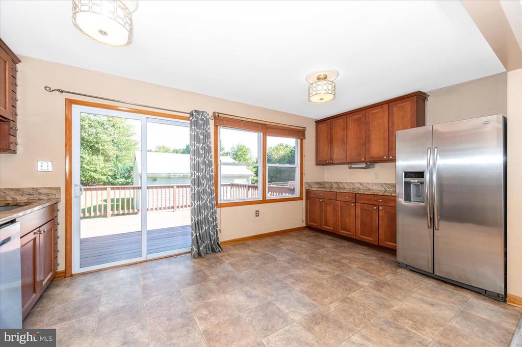 11584 LIBERTY OAK DRIVE