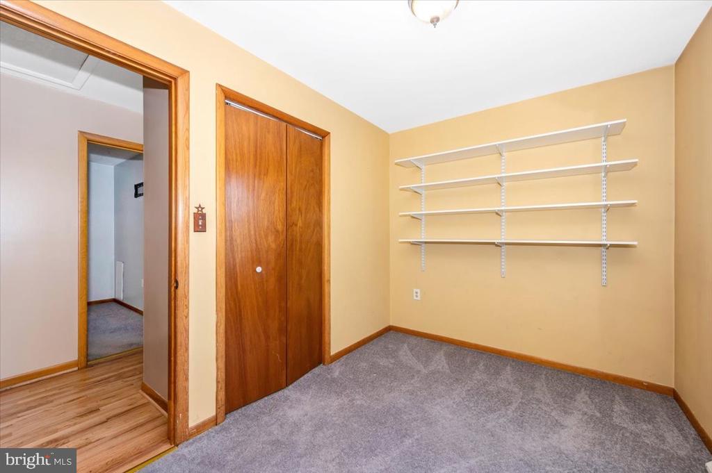 11584 LIBERTY OAK DRIVE