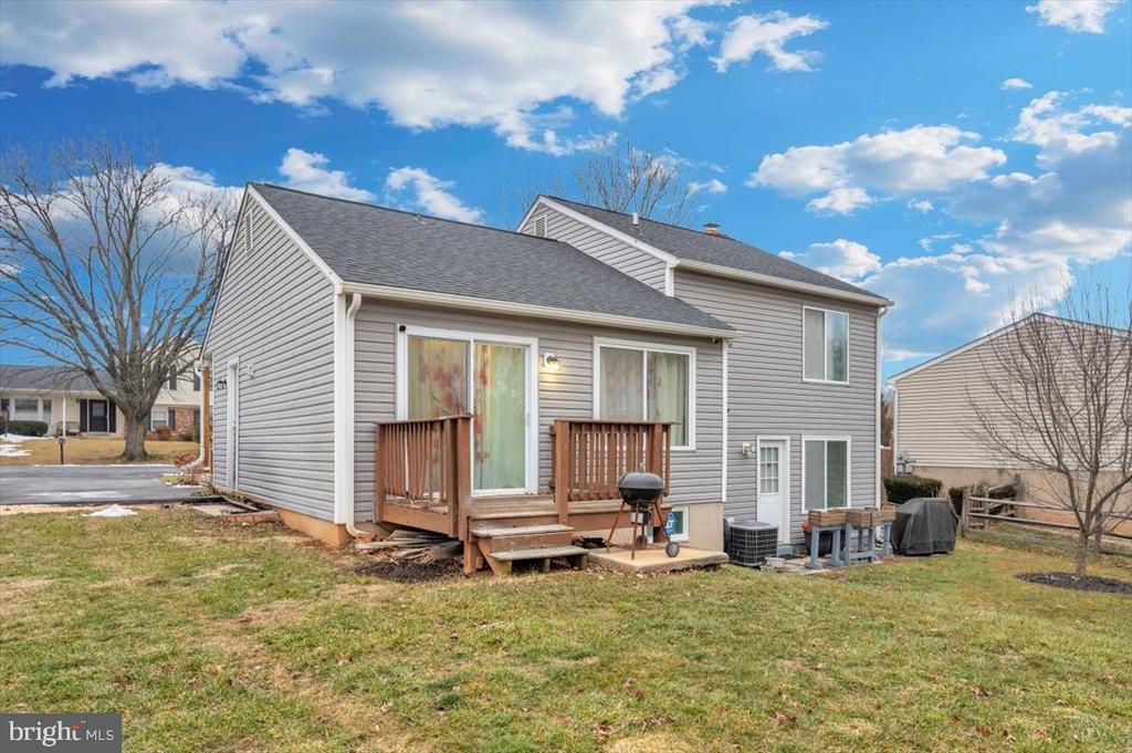8509 ADVENTURE COURT