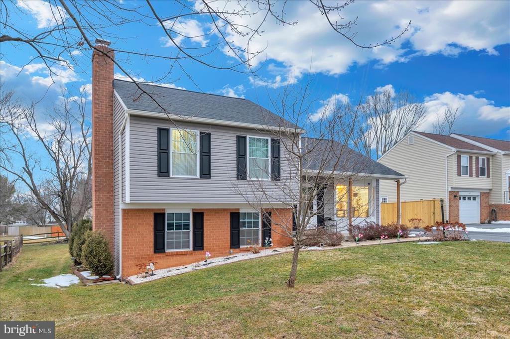 8509 ADVENTURE COURT