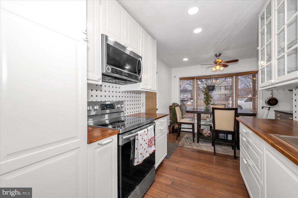 8509 ADVENTURE COURT