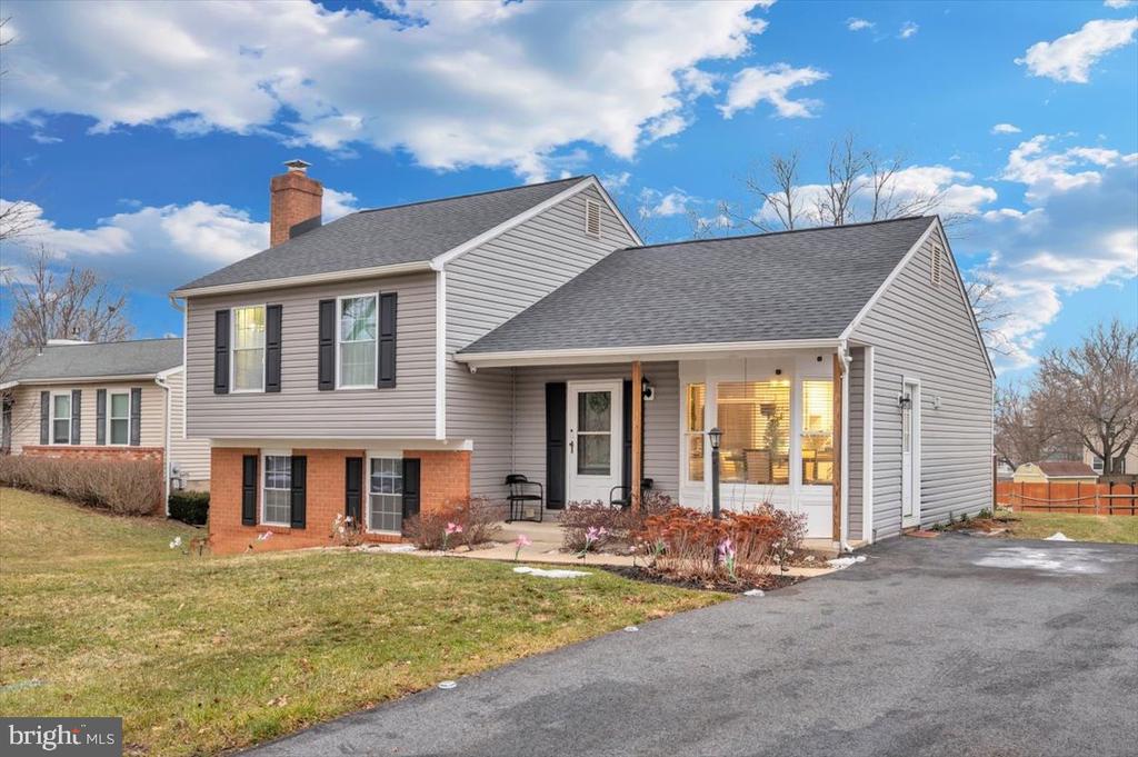 8509 ADVENTURE COURT