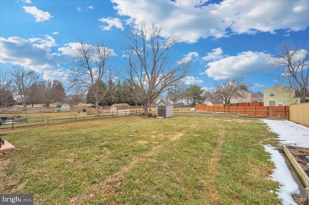8509 ADVENTURE COURT