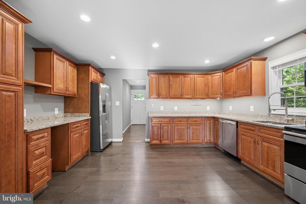 4719 OLD MILL BOTTOM