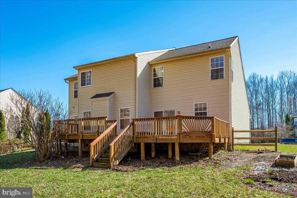 575 WINDSONG DRIVE