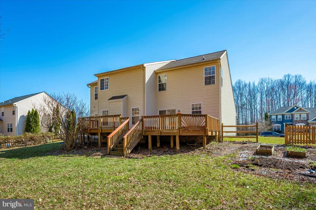 575 WINDSONG DRIVE