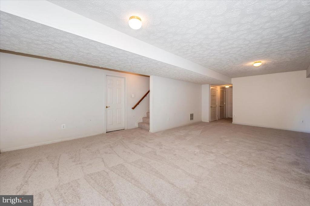 575 WINDSONG DRIVE