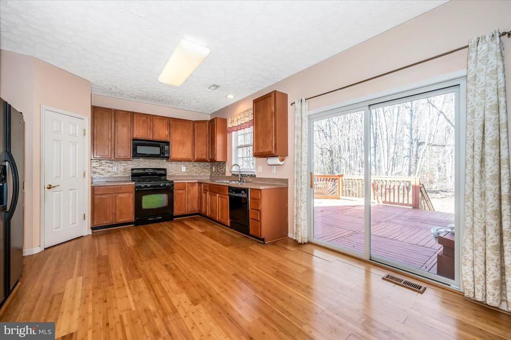 575 WINDSONG DRIVE
