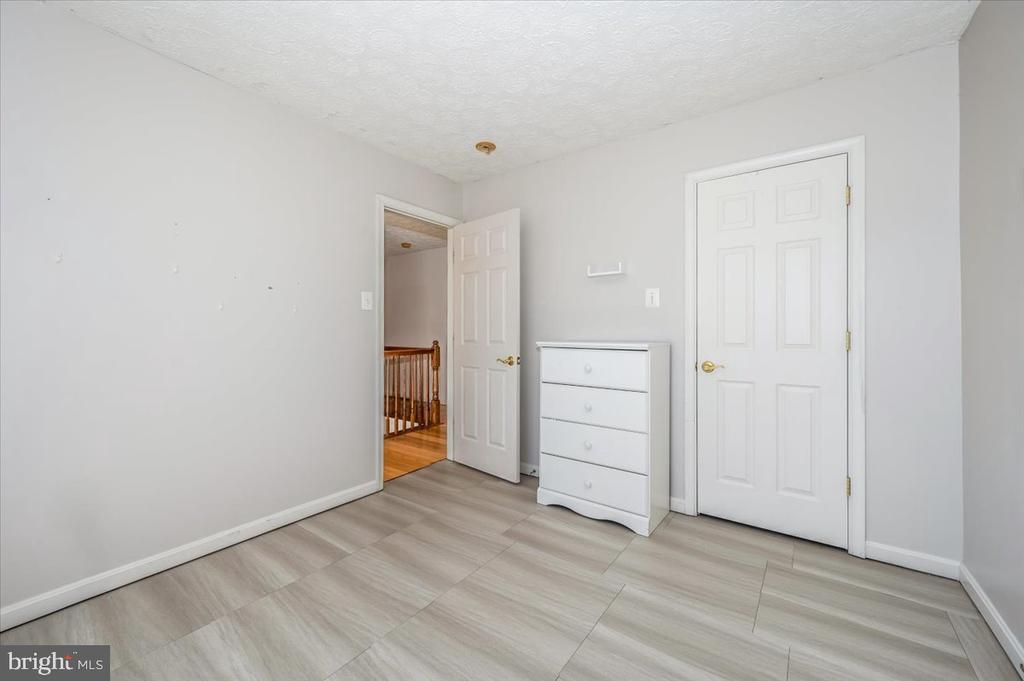 575 WINDSONG DRIVE