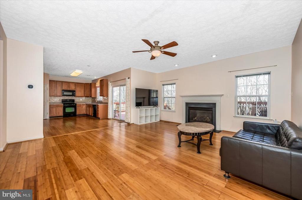 575 WINDSONG DRIVE