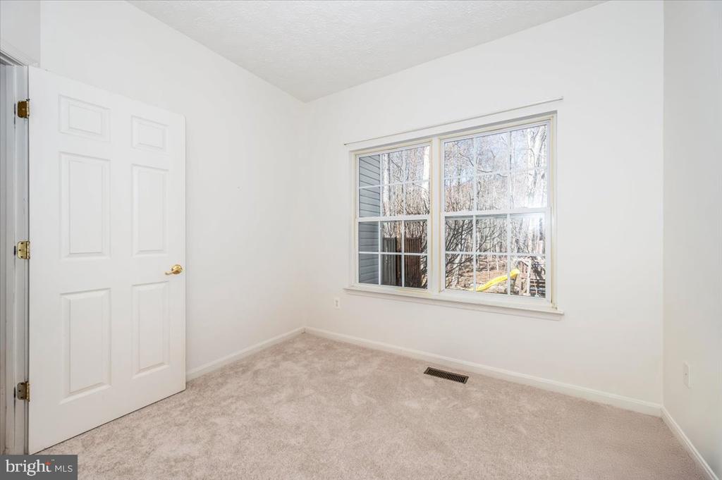 575 WINDSONG DRIVE