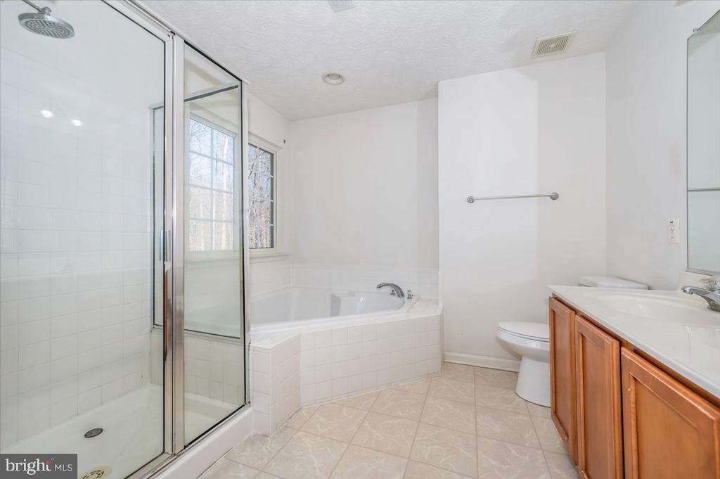 575 WINDSONG DRIVE