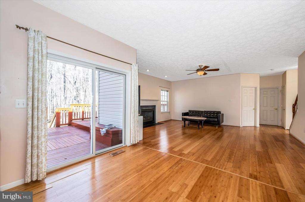 575 WINDSONG DRIVE