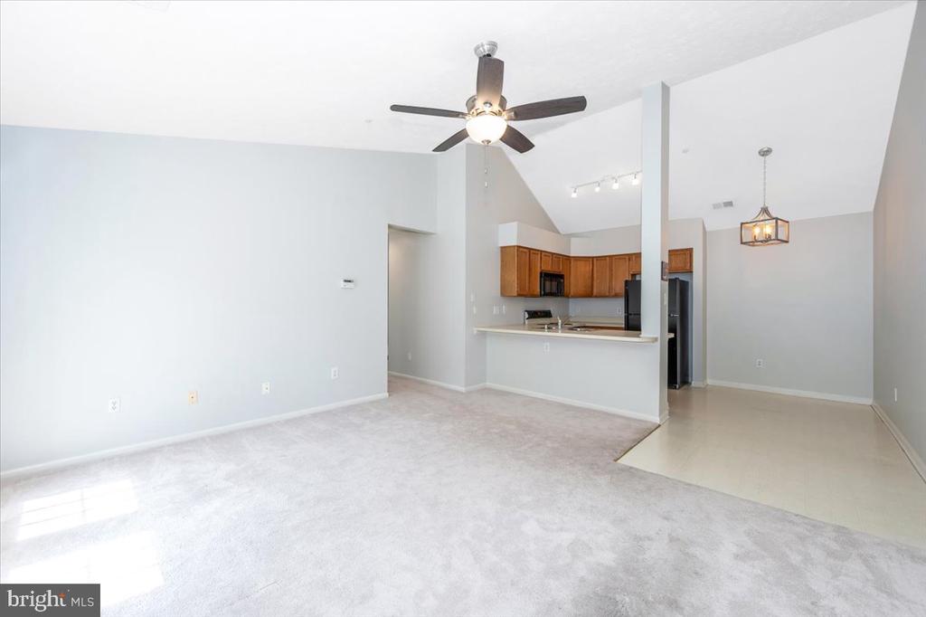 6330 BAYBERRY COURT 813