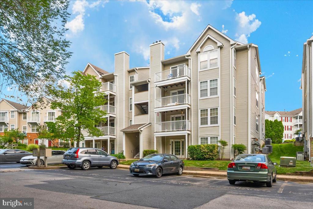 6330 BAYBERRY COURT 813