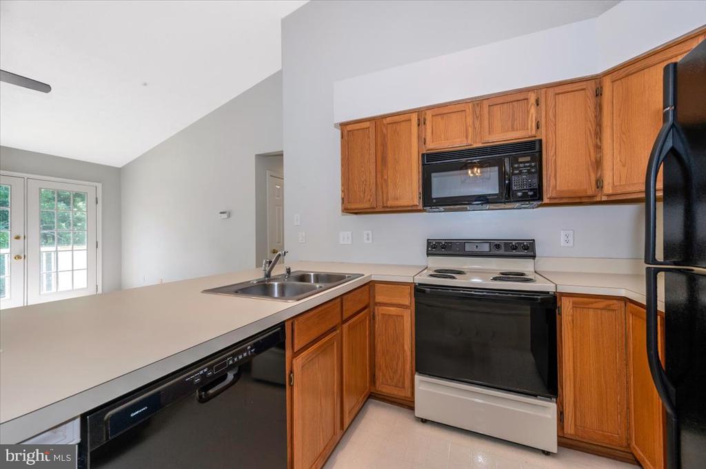 6330 BAYBERRY COURT 813