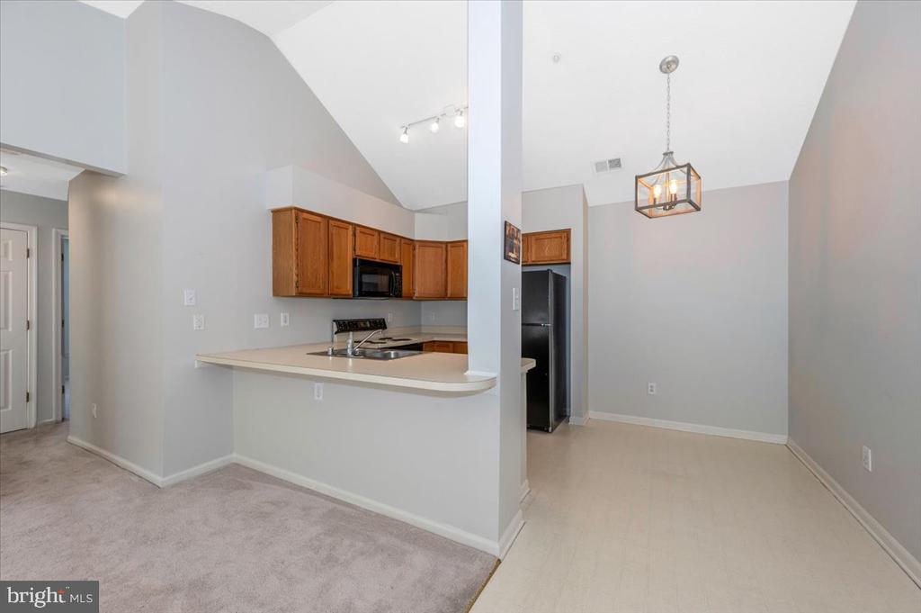 6330 BAYBERRY COURT 813